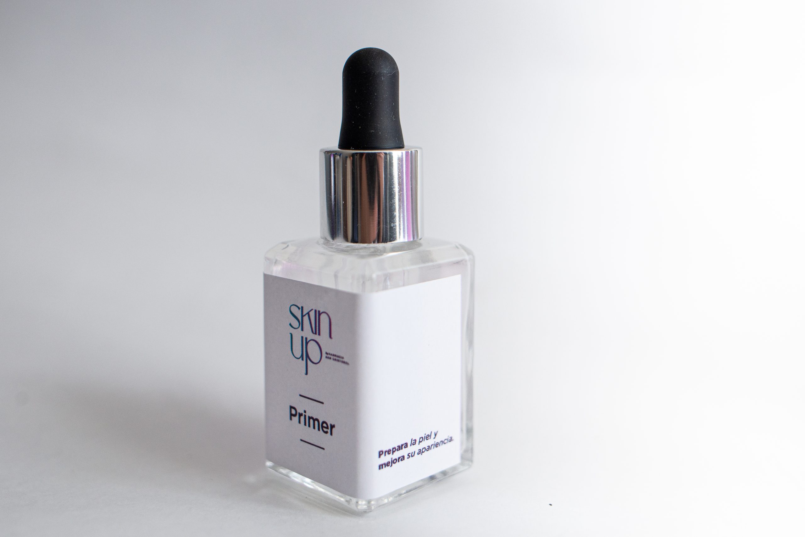 PRIMER SKIN UP Con Ácido Hyaluronic y Perlas - Imagen 4
