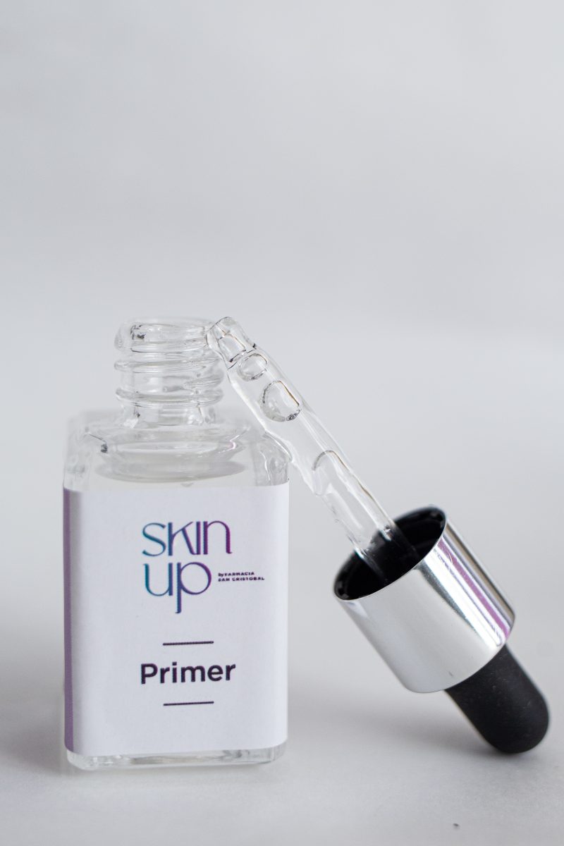 PRIMER SKIN UP Con Ácido Hyaluronic y Perlas - Imagen 2